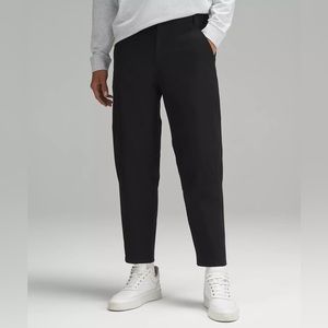 (SOLD) Lululemon Utilitech Carpenter Pants Size 33